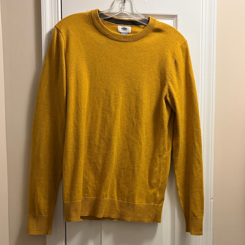 Old Navy Men's Mustard Crewneck Sweater